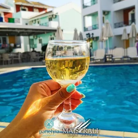 Maistrali Zante Tragaki